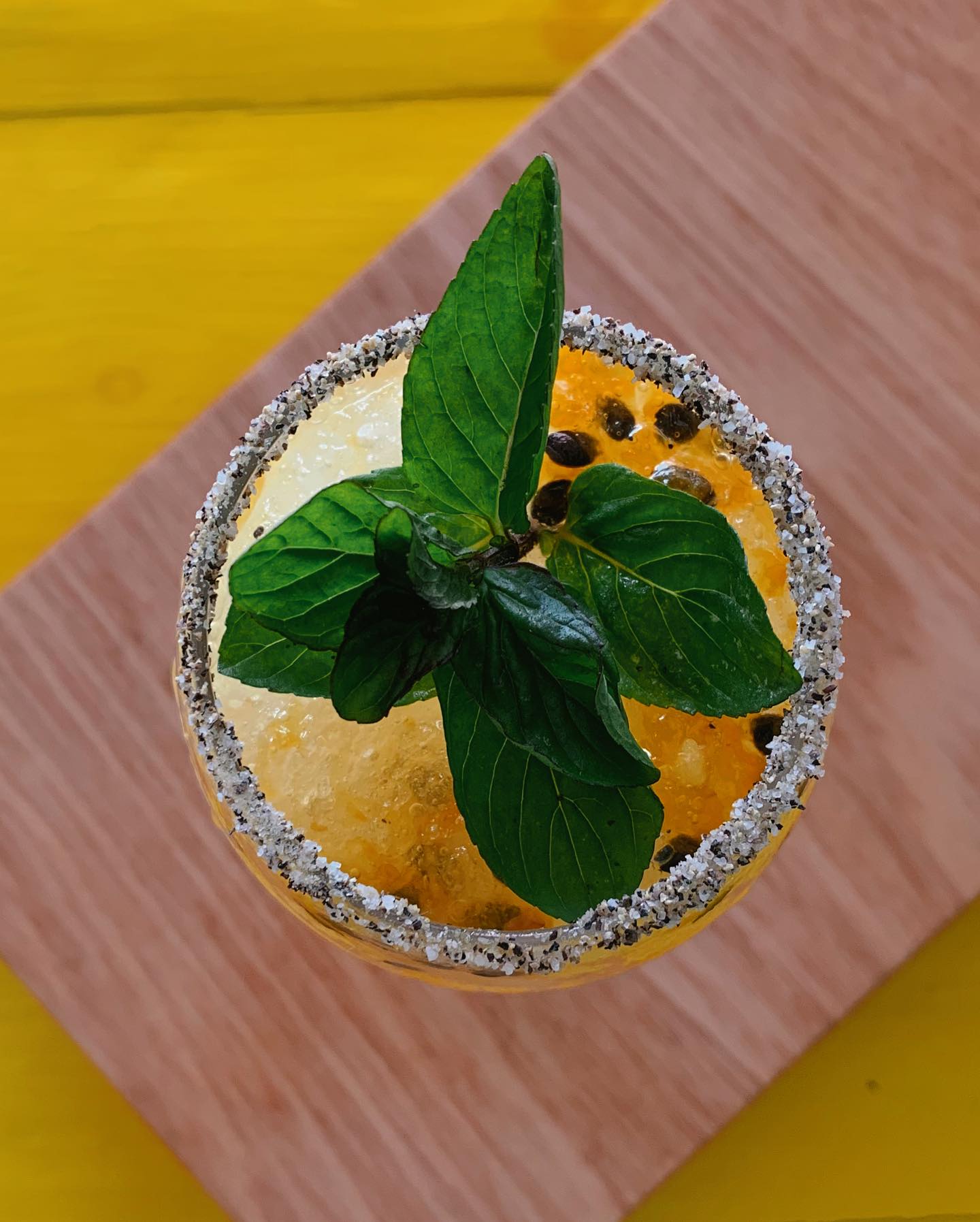 Coctel de maracuyá